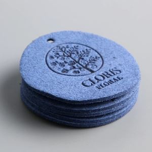 Пользовательский логотип Debosed Логотип Microfiber Suede Leather Label
